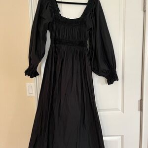 Doen Black Long Sleeve Dress